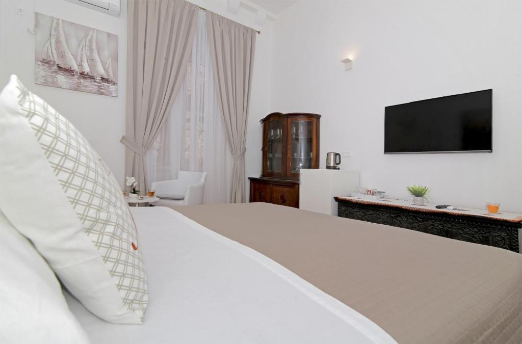 Room In Dubrovnik With Air Conditioning, Wifi Washing Machine 4246-3 Eksteriør bilde