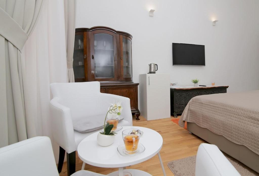 Room In Dubrovnik With Air Conditioning, Wifi Washing Machine 4246-3 Eksteriør bilde